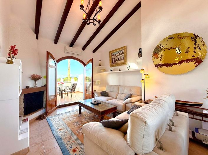 Image No.6-3 Bed Villa for sale