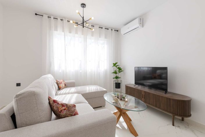 Image No.2-5 Bed Villa for sale