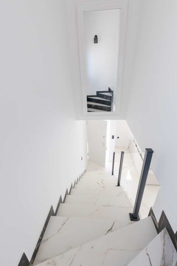 Image No.21-5 Bed Villa for sale