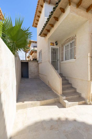 Image No.41-5 Bed Villa for sale