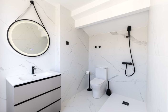 Image No.24-3 Bed Villa for sale