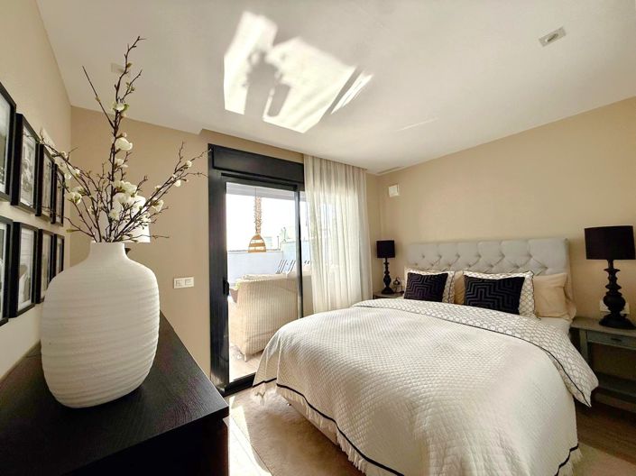 Image No.11-3 Bed Villa for sale