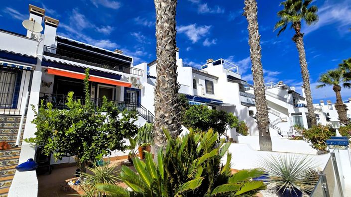 Image No.12-3 Bed House for sale