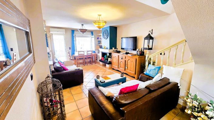 Image No.17-3 Bed House for sale