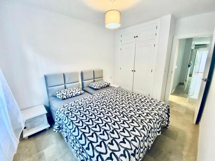 Image No.5-3 Bed Townhouse for sale