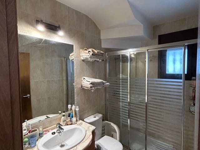 Image No.19-3 Bed Villa for sale