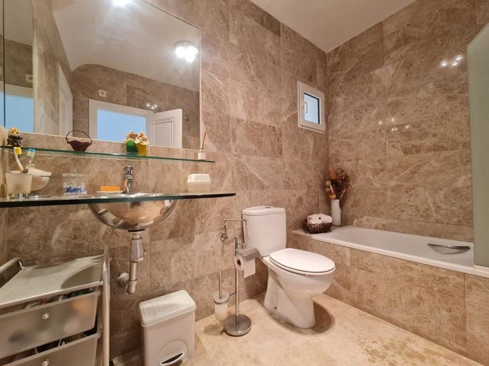 Image No.23-3 Bed Villa for sale