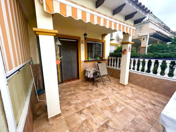 Image No.12-3 Bed Townhouse for sale