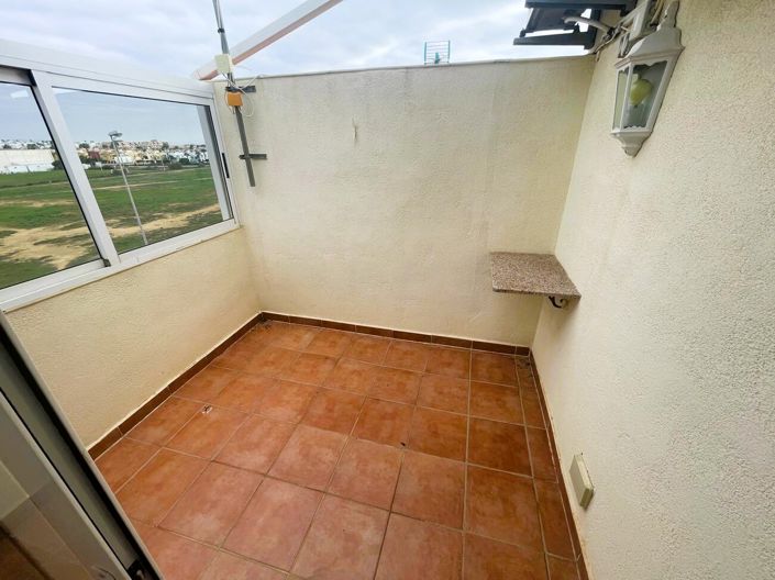 Image No.26-3 Bed Townhouse for sale