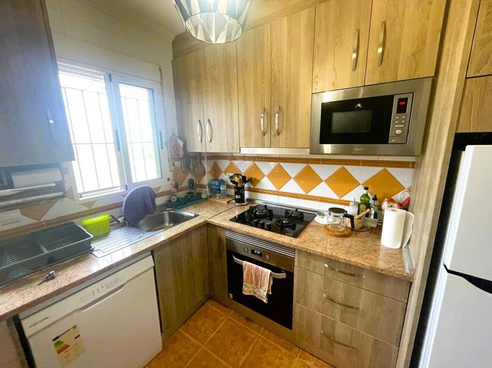 Image No.4-3 Bed Townhouse for sale