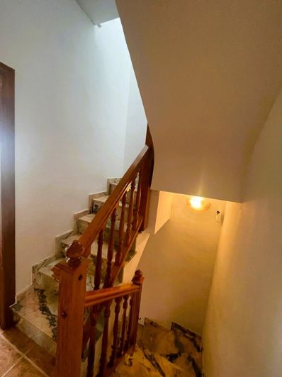 Image No.6-3 Bed Townhouse for sale