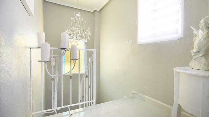 Image No.26-3 Bed Villa for sale