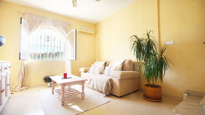 Image No.13-3 Bed Townhouse for sale