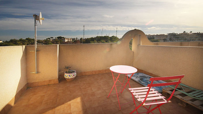 Image No.20-3 Bed Townhouse for sale