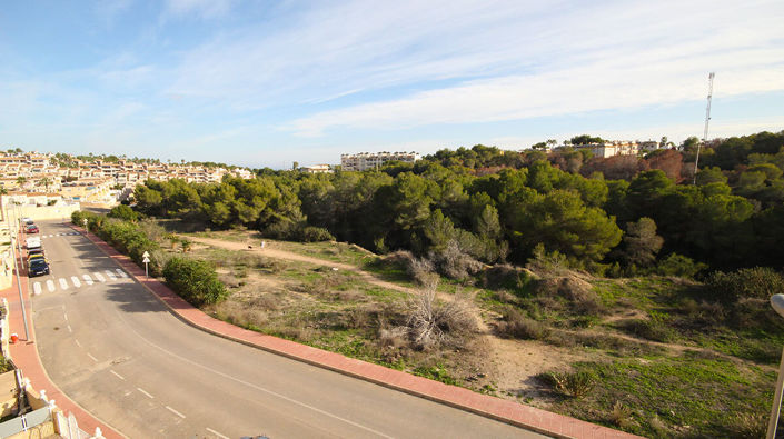 Image No.25-3 Bed Townhouse for sale