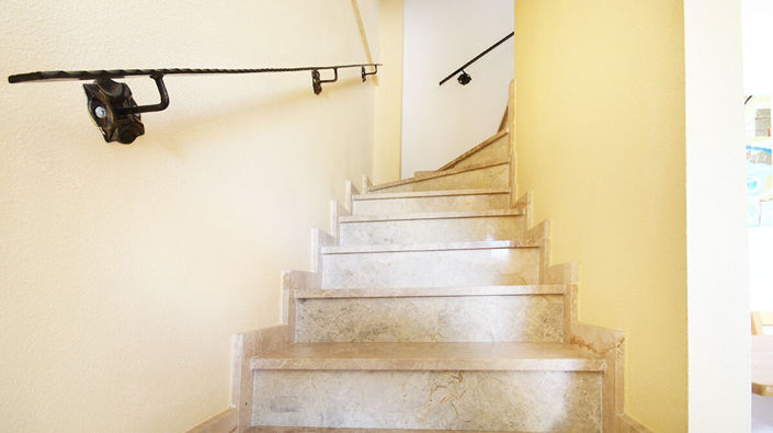 Image No.26-3 Bed Townhouse for sale