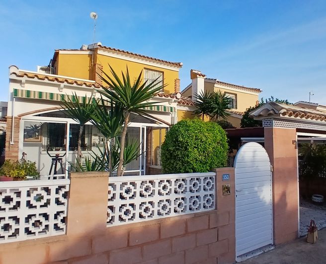 Image No.2-3 Bed Villa for sale