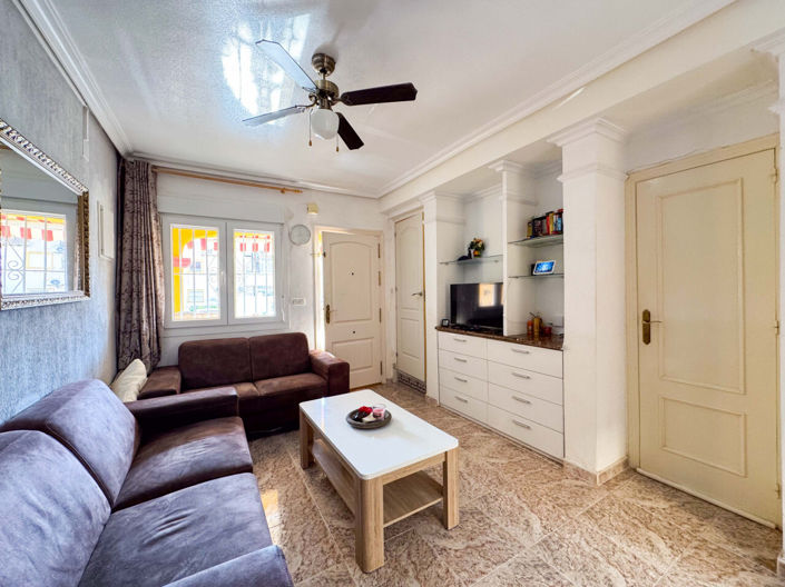 Image No.6-2 Bed Townhouse for sale