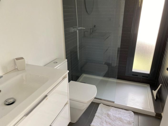 Image No.12-3 Bed Villa for sale