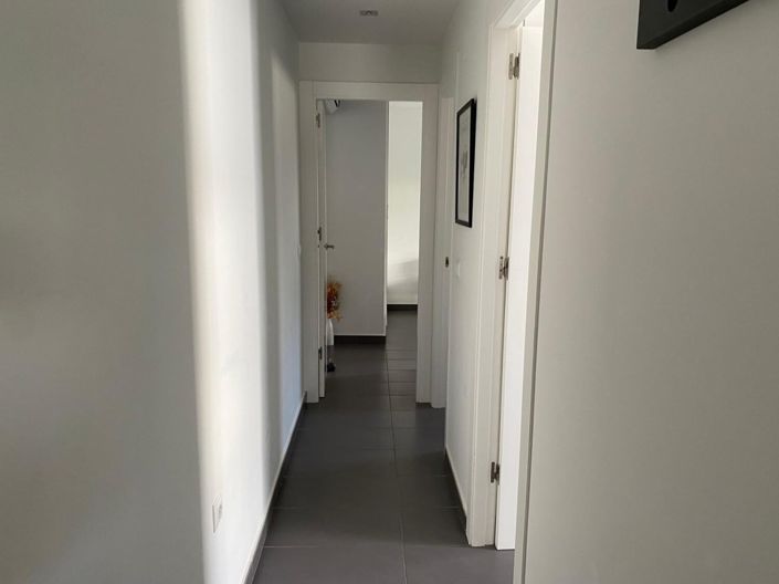 Image No.8-3 Bed Villa for sale