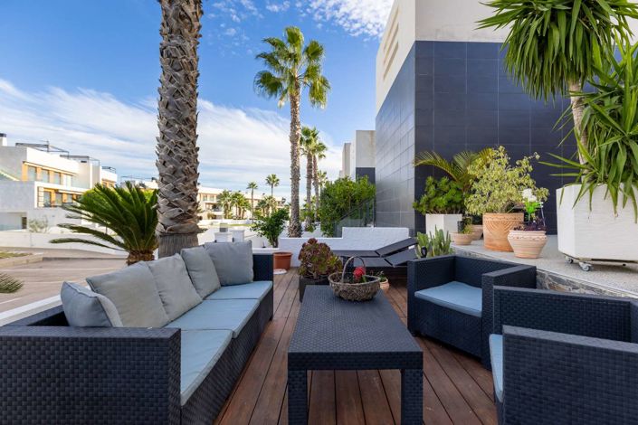 Image No.4-3 Bed Villa for sale