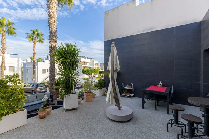 Image No.7-3 Bed Villa for sale