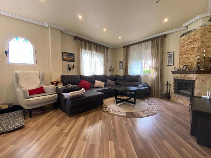 Image No.5-4 Bed Villa for sale