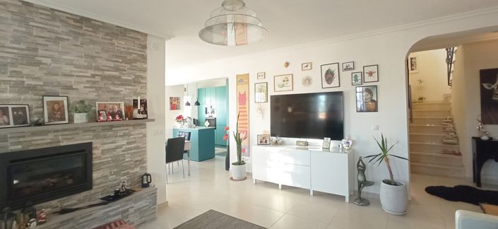 Image No.26-3 Bed Villa for sale