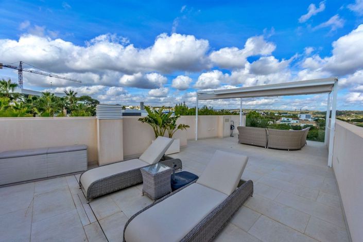 Image No.41-3 Bed Villa for sale