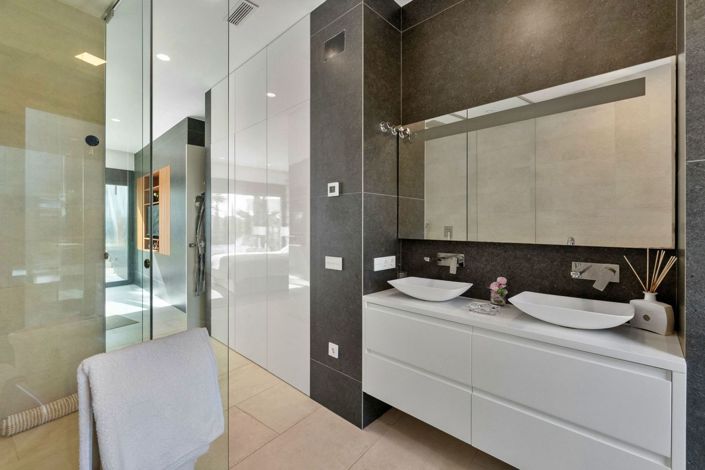 Image No.8-3 Bed Villa for sale