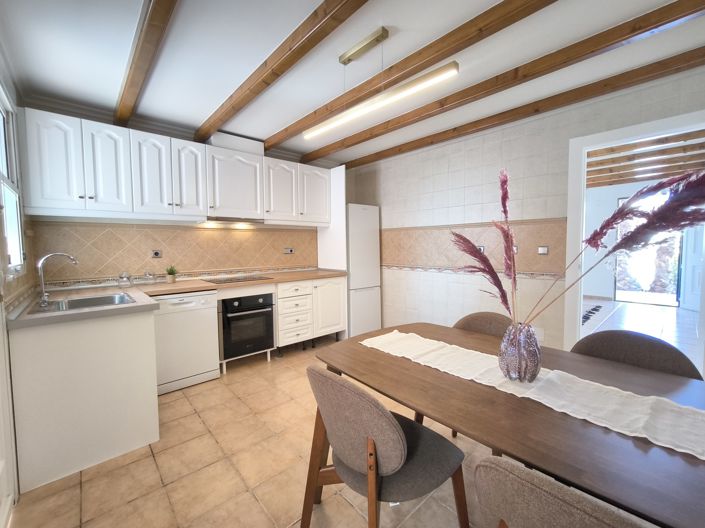 Image No.12-3 Bed Villa for sale