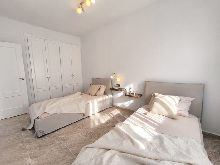 Image No.20-3 Bed Villa for sale