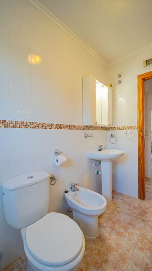 Image No.32-3 Bed Quad for sale