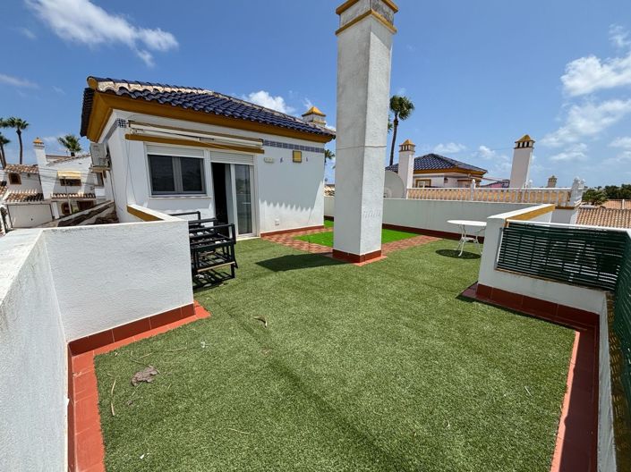 Image No.18-3 Bed Villa for sale