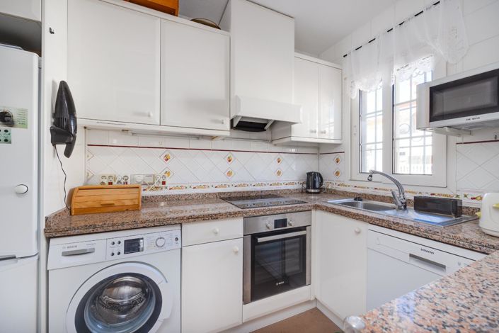 Image No.22-3 Bed Townhouse for sale