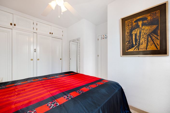 Image No.33-3 Bed Townhouse for sale