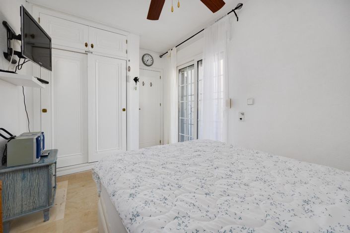 Image No.41-3 Bed Townhouse for sale