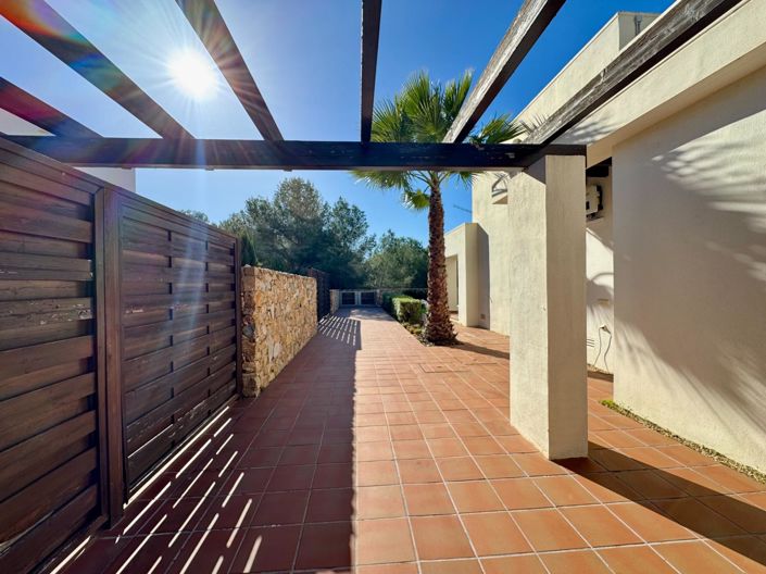 Image No.35-3 Bed Villa for sale