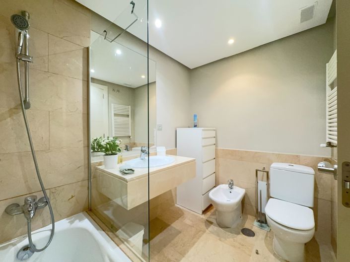 Image No.8-3 Bed Villa for sale