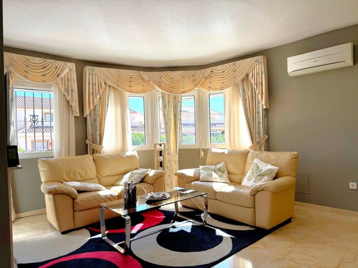 Image No.8-3 Bed Villa for sale