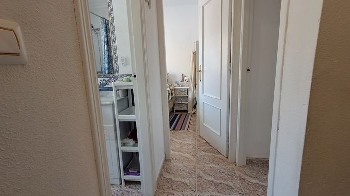 Image No.13-2 Bed Townhouse for sale