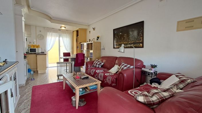 Image No.2-2 Bed Townhouse for sale