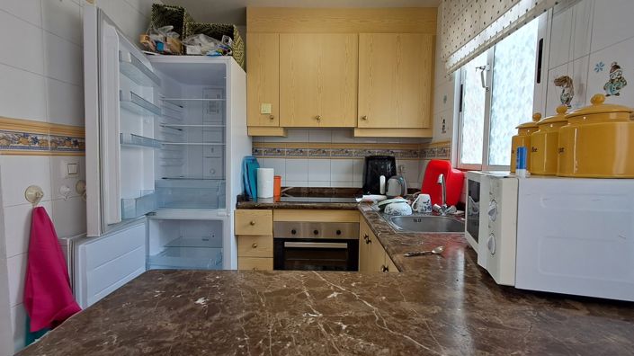 Image No.7-2 Bed Townhouse for sale