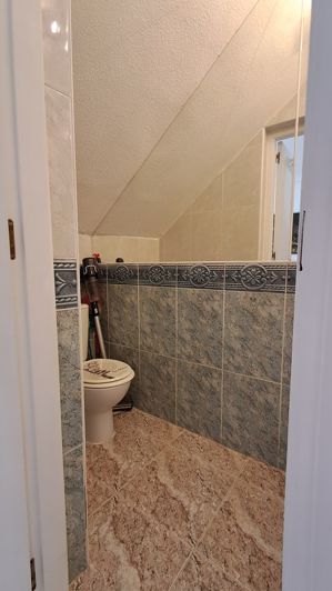 Image No.8-2 Bed Townhouse for sale