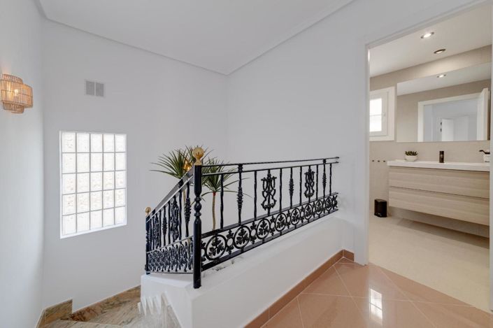 Image No.22-3 Bed Villa for sale