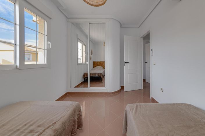 Image No.26-3 Bed Villa for sale