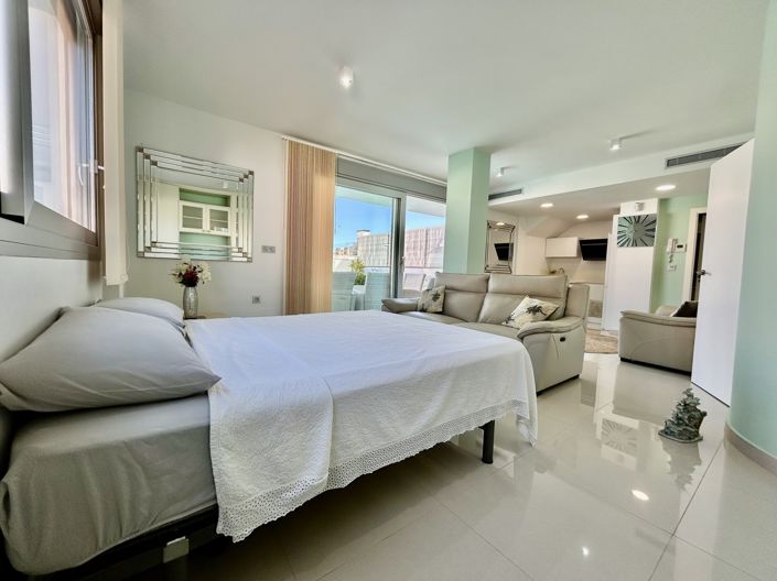 Image No.18-3 Bed Villa for sale