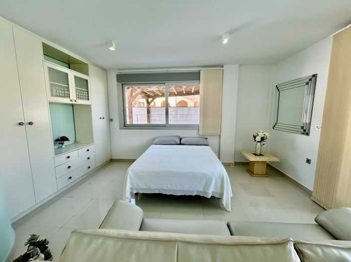 Image No.19-3 Bed Villa for sale