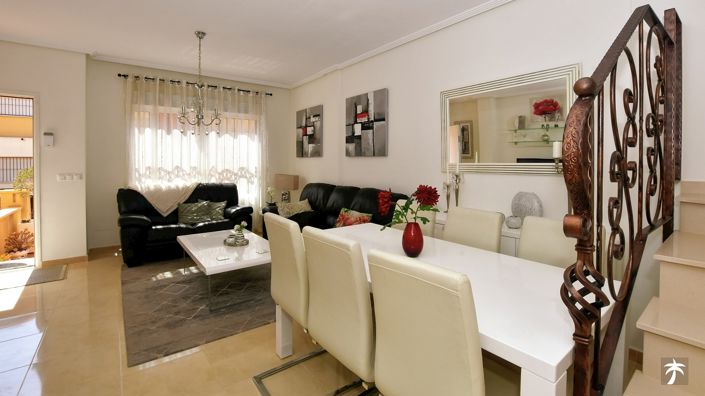 Image No.3-3 Bed Townhouse for sale