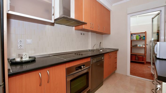 Image No.6-3 Bed Townhouse for sale